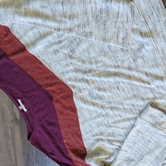 Long sleeve top bundle - Picture 14 of 14